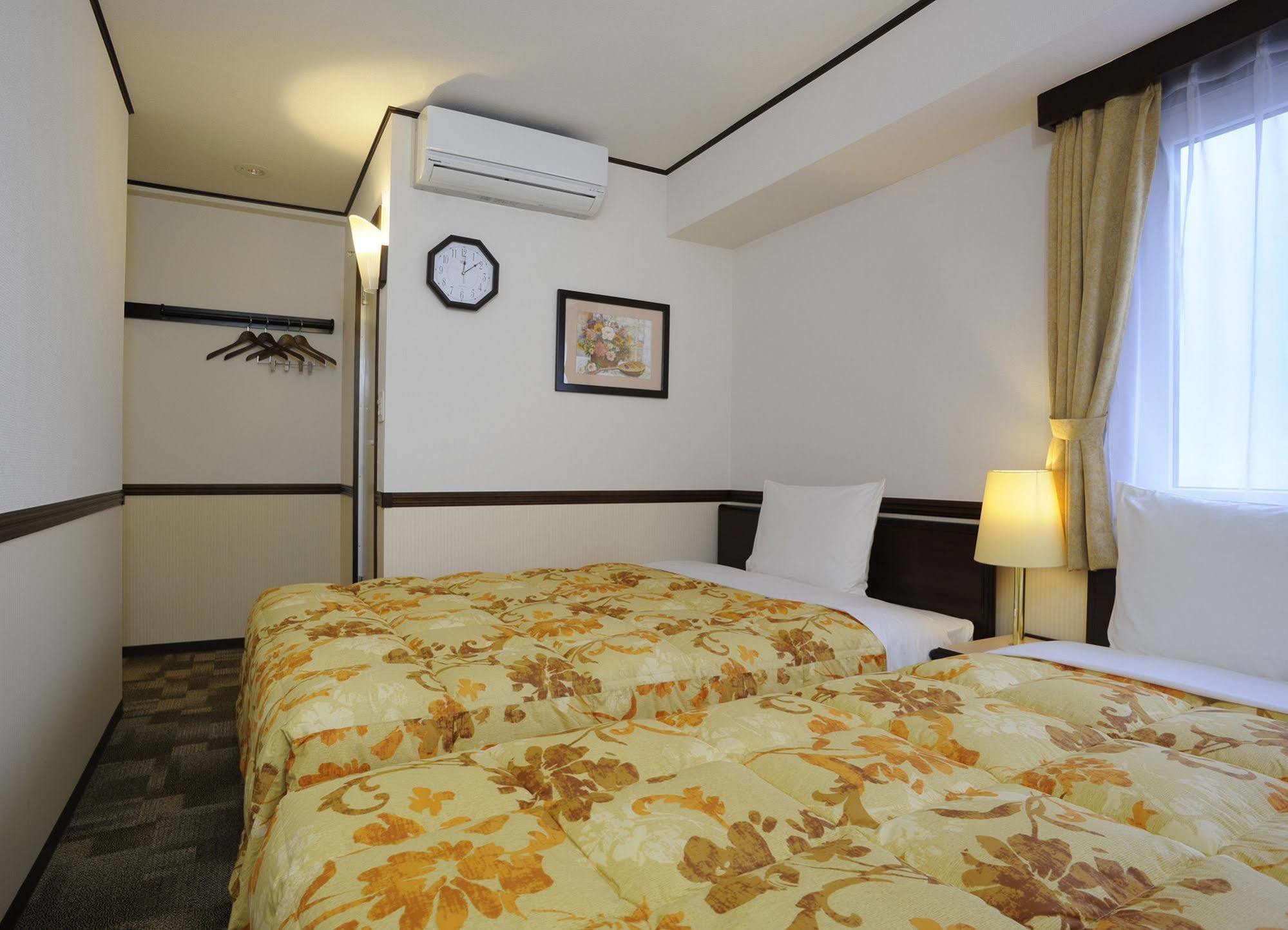 Toyoko Inn Shonan Kamakura Fujisawa-Eki Kita-Guchi Exteriör bild